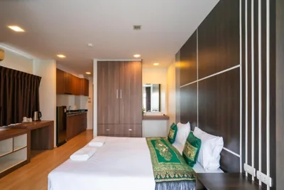 Deluxe Queen Studio — Golden Manora Hotel Bangtao Beach Phuket